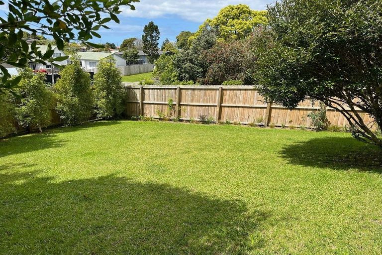 Photo of property in 54 Gledstane Road, Stanmore Bay, Whangaparaoa, 0932