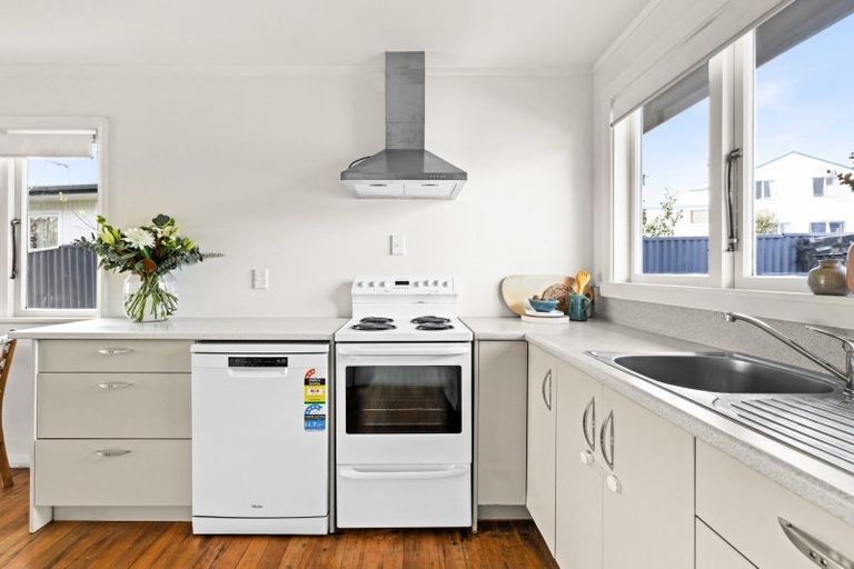 Photo of property in 91 Middle Road, Havelock North, 4130