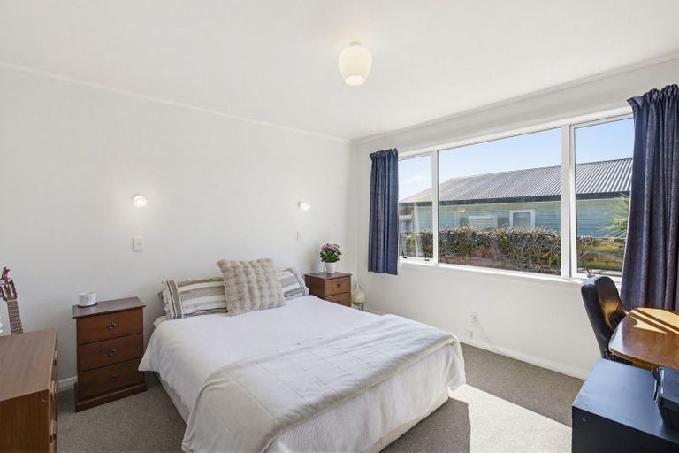 Photo of property in 6 Teoti Street, Paraparaumu Beach, Paraparaumu, 5032