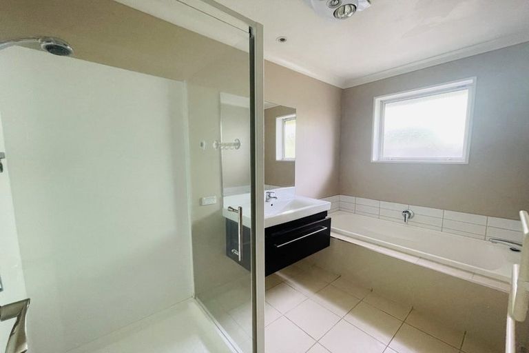 Photo of property in 18 Renoir Drive, Rolleston, 7614