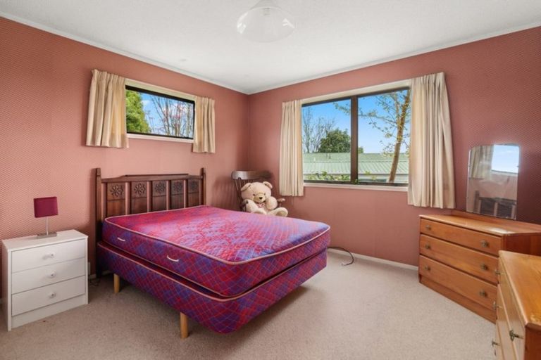 Photo of property in 20 Pohutukawa Drive, Owhata, Rotorua, 3010
