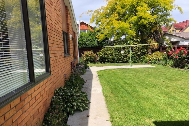 Photo of property in 1/387 Harewood Road, Bishopdale, Christchurch, 8053