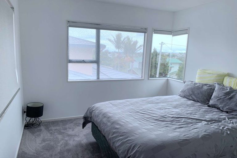 Photo of property in 217a Onewa Road, Birkenhead, Auckland, 0626