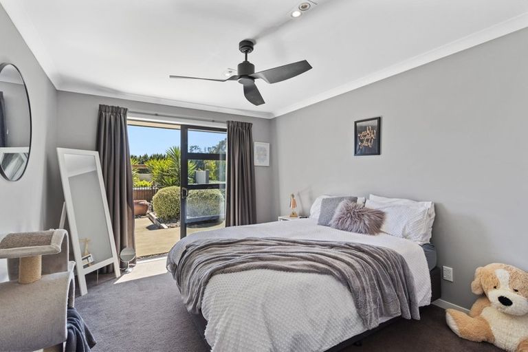 Photo of property in 8 Brighton Grove, Newstead, Hamilton, 3286