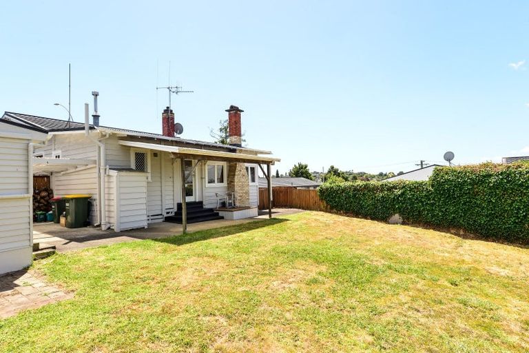 Photo of property in 75 Tuhikaramea Road, Dinsdale, Hamilton, 3204