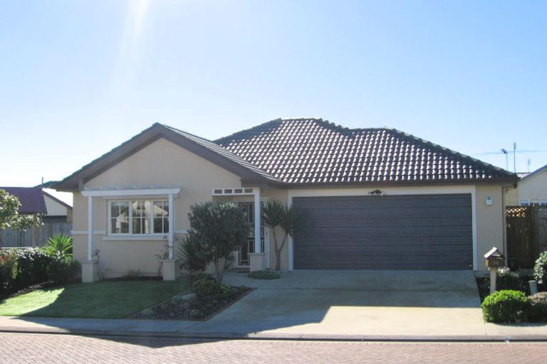 Photo of property in 93 Espalier Drive, Henderson, Auckland, 0612