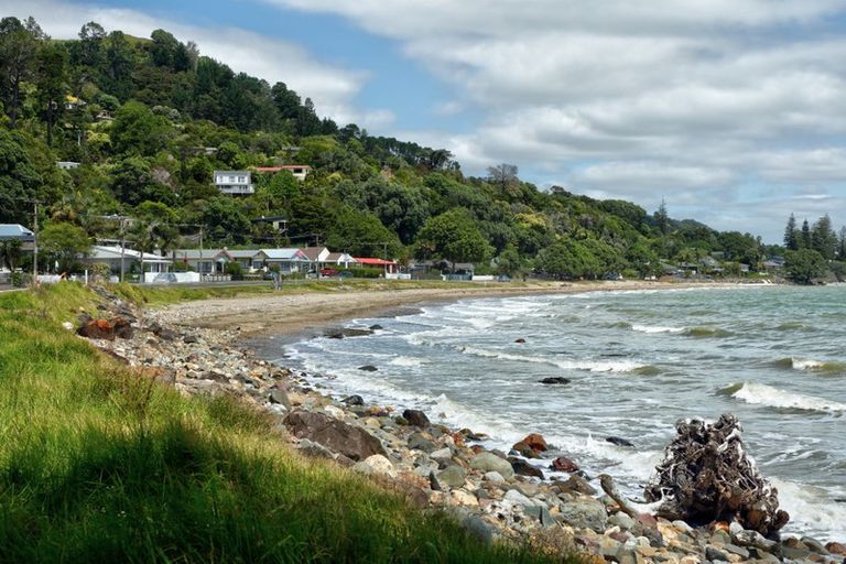 Photo of property in 368 Thames Coast Sh25 Road, Thornton Bay, Thames, 3575