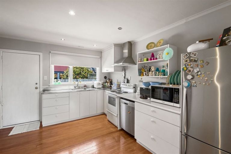 Photo of property in 1/10 Bretts Road, St Albans, Christchurch, 8052