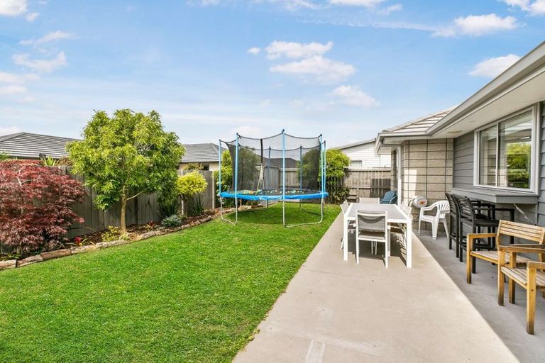 Photo of property in 3 Kamahi Crescent, Papamoa Beach, Papamoa, 3118