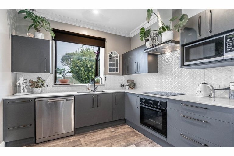 Photo of property in 387 Tweed Street, Georgetown, Invercargill, 9812