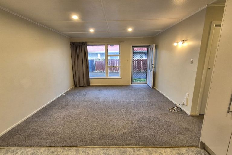 Photo of property in 3/813 Clive Street, Akina, Hastings, 4122