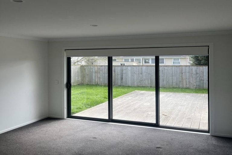 Photo of property in 151b Bartholomew Road, Levin, 5510