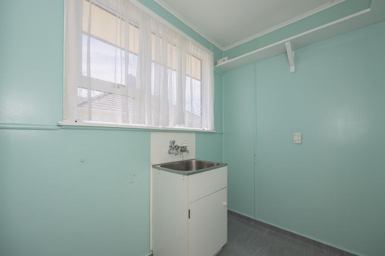 Photo of property in 1 Blyth Street, Holmes Hill, Oamaru, 9401