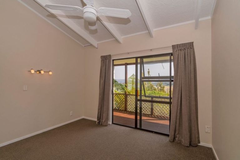 Photo of property in 4 Puriri Place, Whitianga, 3510