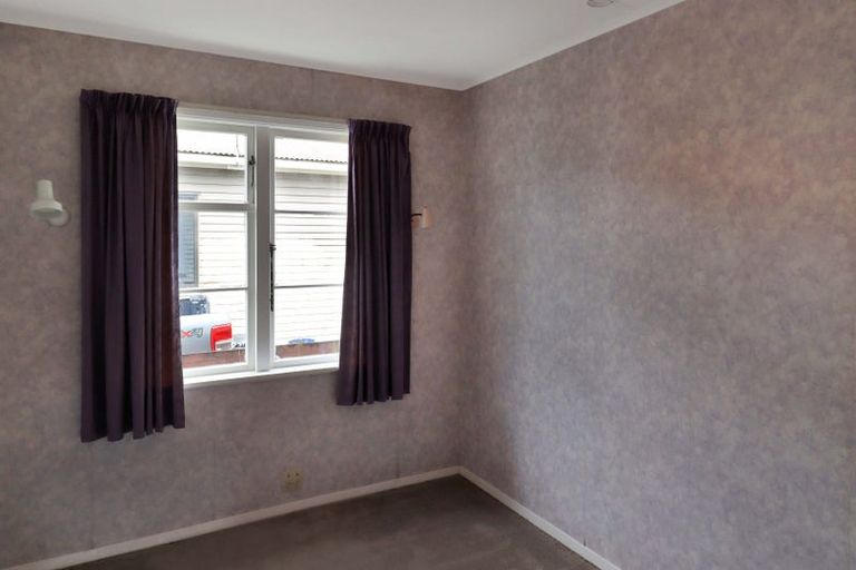 Photo of property in 18 Fitzherbert Road, Wainuiomata, Lower Hutt, 5014