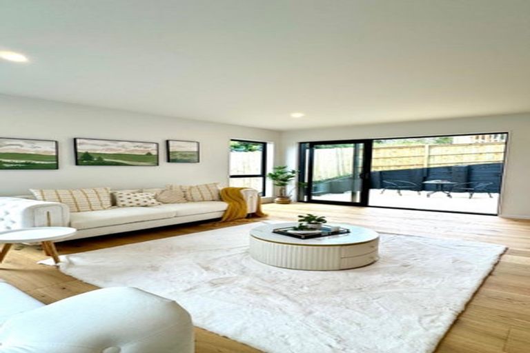 Photo of property in 31b Linwood Avenue, Forrest Hill, Auckland, 0620