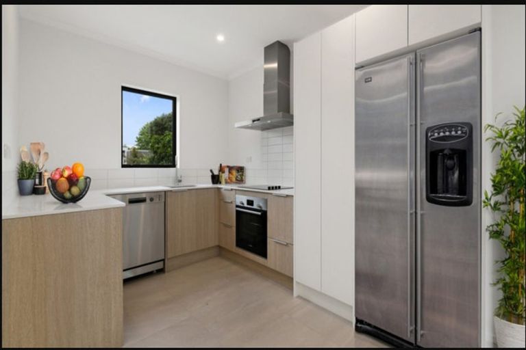 Photo of property in 23a Ventura Street, Mangere, Auckland, 2022