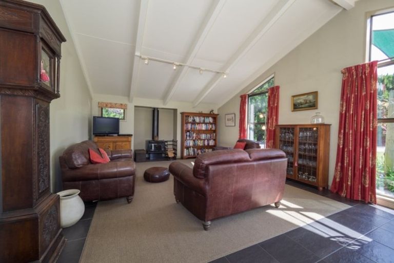 Photo of property in 126 Johnstone Street, Tinwald, Ashburton, 7774