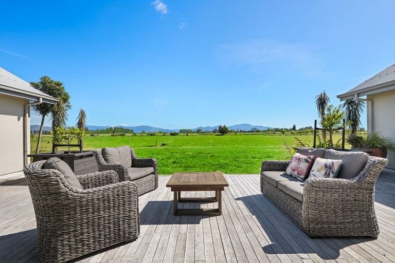 Photo of property in 159 Dry Hills Lane, Riverlands, Blenheim, 7274