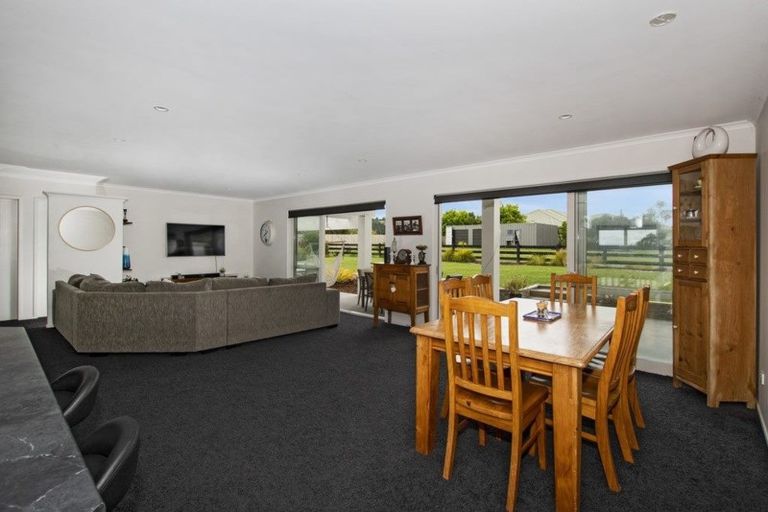 Photo of property in 10 Summerfield Way, Parahaki, Whangarei, 0112