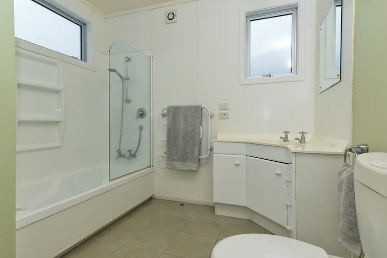 Photo of property in 96 Howell Avenue, Riverlea, Hamilton, 3216