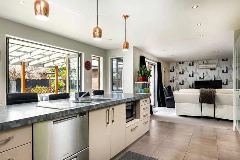 Photo of property in 2 Hitaua Place, Redwoodtown, Blenheim, 7201