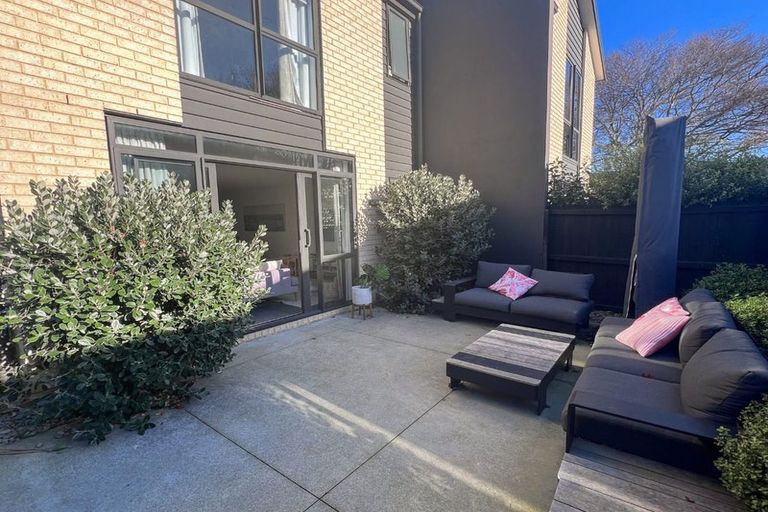 Photo of property in 26 Linden Grove Avenue, Hillmorton, Christchurch, 8024