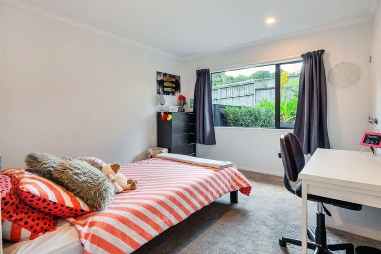 Photo of property in 48a Scott Road, Stanmore Bay, Whangaparaoa, 0932