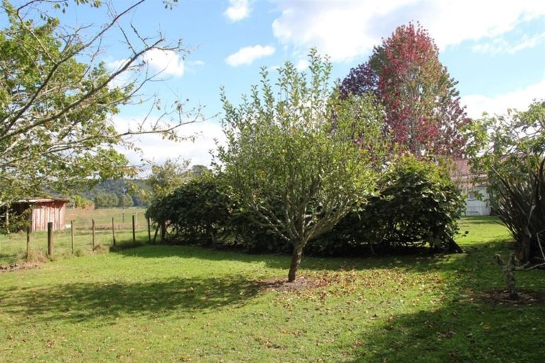 Photo of property in 2495 Hunua Road, Hunua, 2583