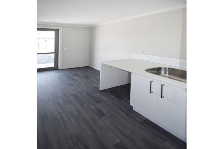 Photo of property in 5 Lakeland Avenue, Twizel, 7901