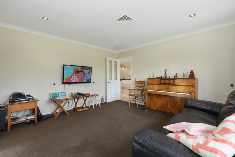Photo of property in 100 Falcon Drive, Welcome Bay, Tauranga, 3112
