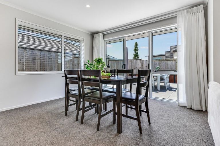 Photo of property in 11 Drower Glen, Flagstaff, Hamilton, 3210