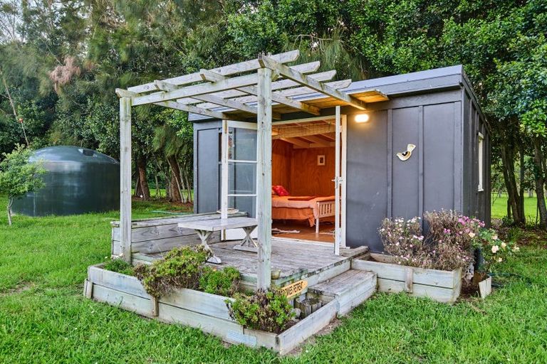 Photo of property in 96 Arcus Road, Te Horo, Otaki, 5582