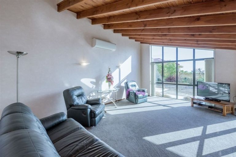 Photo of property in 11 Claremont Rise, Levin, 5510