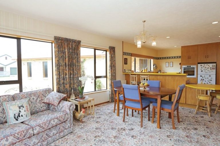 Photo of property in 4 Daley Place, Winton, 9720