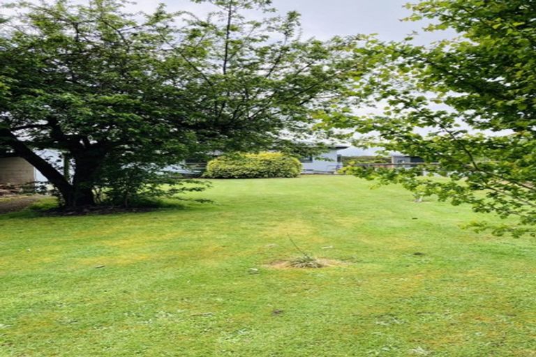 Photo of property in 61 Half Mile Road, Tuatapere, 9620