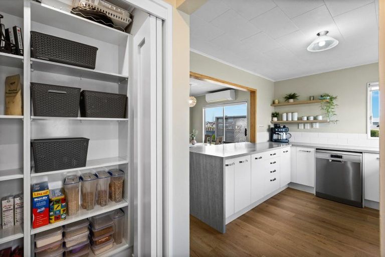 Photo of property in 55 Lanark Crescent, Tamatea, Napier, 4112