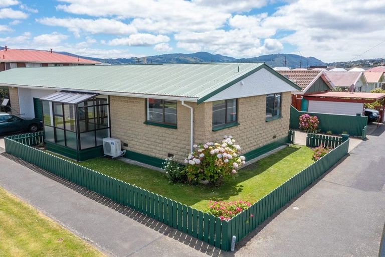 Photo of property in 10 Bellona Street, Saint Kilda, Dunedin, 9012