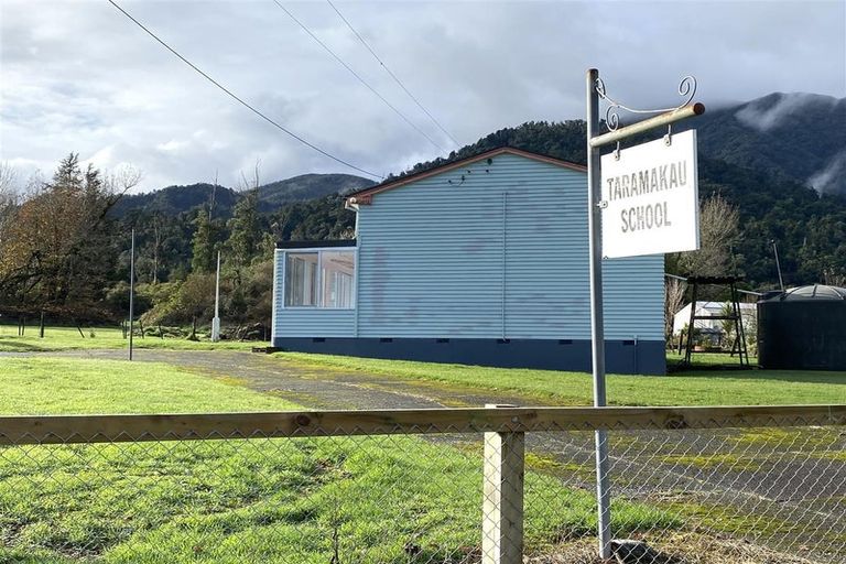 Photo of property in 741 Taramakau Settlement Road, Hohonu, Kumara, 7875