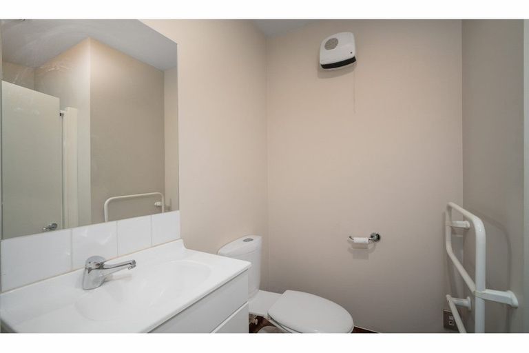 Photo of property in 26a Collins Street, Addington, Christchurch, 8024