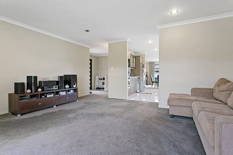 Photo of property in 26 Watkins Road, Cambridge, 3434