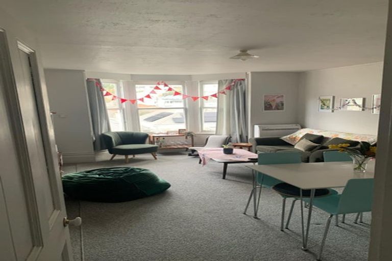 Photo of property in 50 Porritt Avenue, Mount Victoria, Wellington, 6011