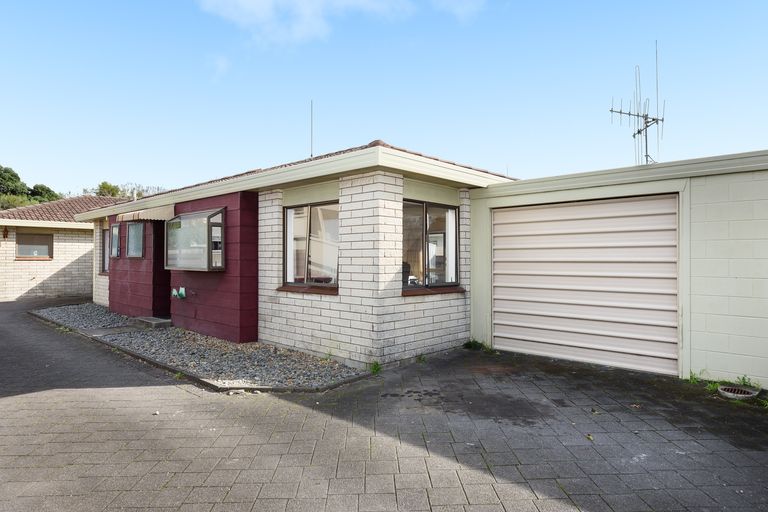 Photo of property in 2/100 Ranch Road, Mount Maunganui, 3116