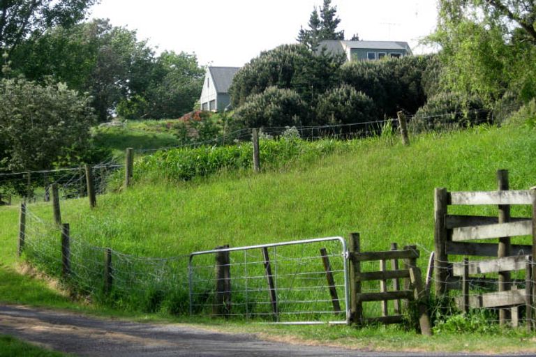 Photo of property in 17 Caversham Road, Westmere, Whanganui, 4501