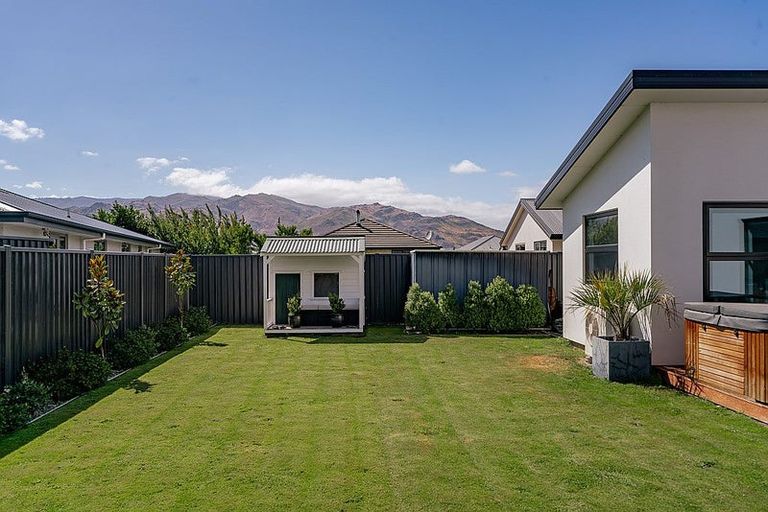 Photo of property in 6 Eldorado Place, Cromwell, 9310