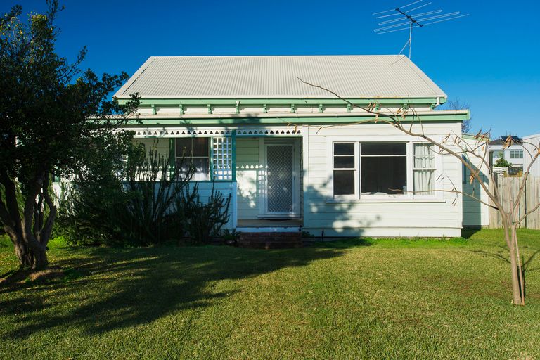 Photo of property in 56 Awapuni Road, Awapuni, Gisborne, 4010