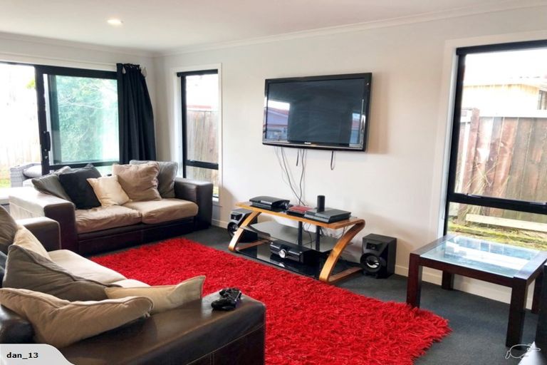 Photo of property in 23a Cotton Street, St Andrews, Hamilton, 3200