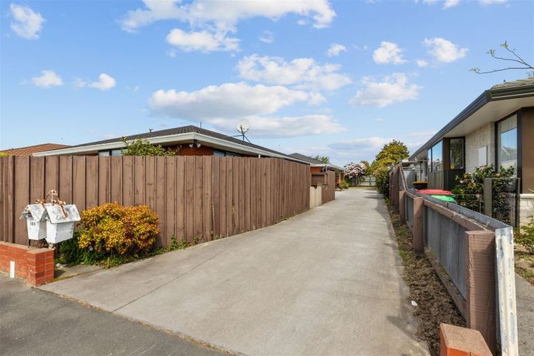 Photo of property in 2/151 Northcote Road, Northcote, Christchurch, 8052