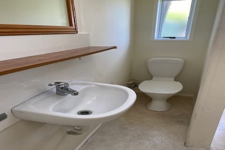 Photo of property in 49 Denise Crescent, Hornby, Christchurch, 8042