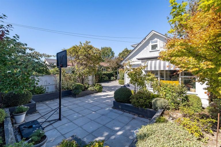 Photo of property in 96 Tomes Road, St Albans, Christchurch, 8052